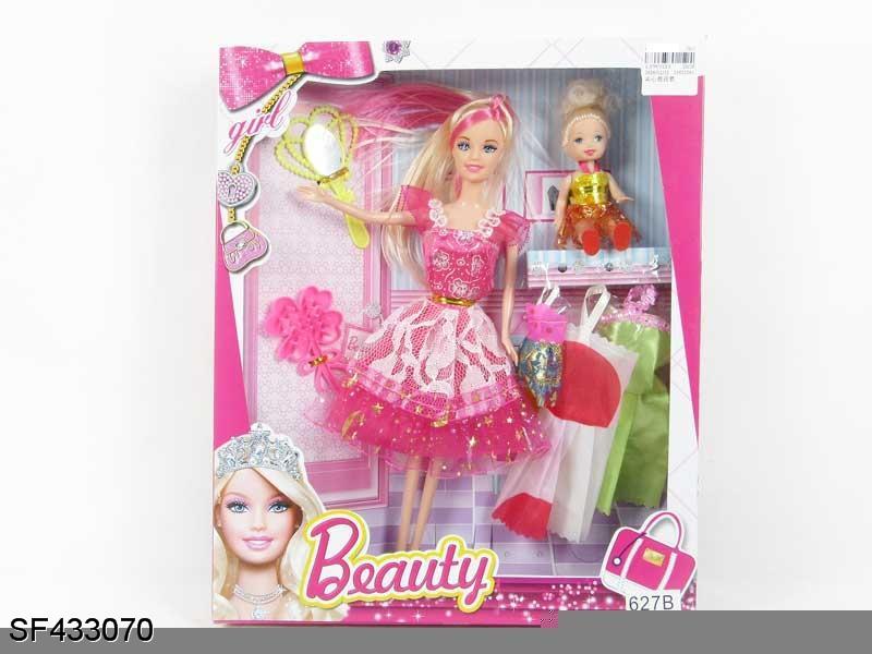 11.5晚时装实身芭比带衣服带配件